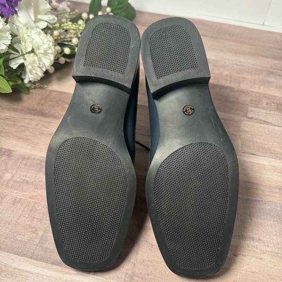 St. John’s Bay Deep Blue leather square toe ankle boots 7.5W  LIKE NEW - Picture 13 of 16